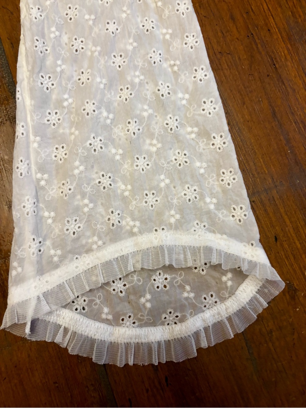 NWT Frankie’s bikinis x Sydney Sweeney Bardot eyelet flyaway top - Picture 10 of 16